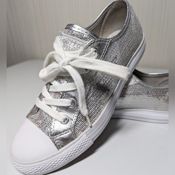 Gotta Flirt Silver Sequined Canvas Sneakers, CA-Disco, Sz 8M - Picture 1 of 11